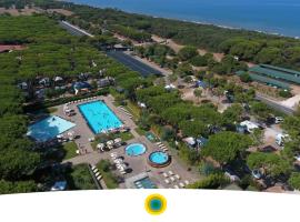 Orbetello Family Camping Village，位于奥尔贝泰洛的酒店