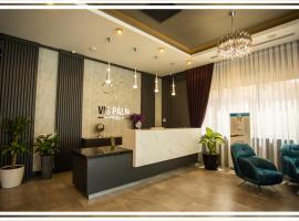 VIS Palm Hotel Ganja，位于甘贾Bayan Stansiyası附近的酒店