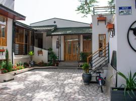 Choice Guest House 2，位于亚的斯亚贝巴拉夫托购物中心附近的酒店