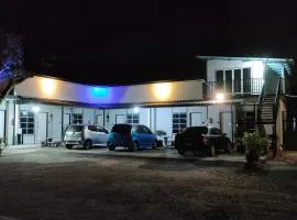 Aleesa Roomstay & Hotel