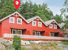 Nice Home In Hatlestrand，位于Hatlestrand的酒店