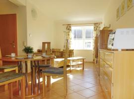 Amazing Apartment In Insel Poel-gollwitz With 1 Bedrooms，位于高尔维茨的酒店