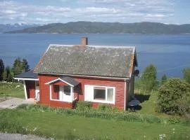 Lovely Home In Vågstranda