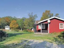 Cozy Home In Tjurkö With Kitchen