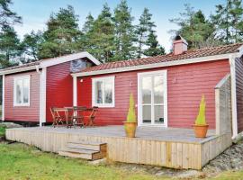 Amazing Home In Henån With Kitchen，位于Henån的酒店