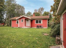 2 Bedroom Gorgeous Home In tran，位于Bälshult的乡村别墅