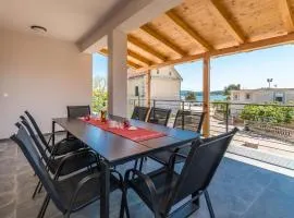 3 Bedroom Amazing Apartment In Turanj