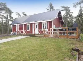 Pet Friendly Home In Visby With Kitchen