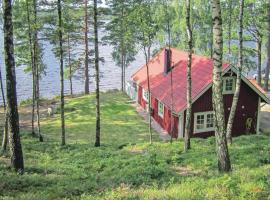 Awesome Home In Hyltebruk With Sauna，位于Hyltebruk的酒店