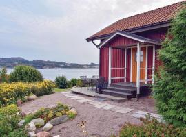 2 Bedroom Lovely Home In Hamburgsund，位于汉堡松德的酒店