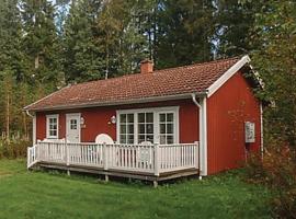 Two-Bedroom Holiday Home In Eksjo，位于Stallarp的酒店