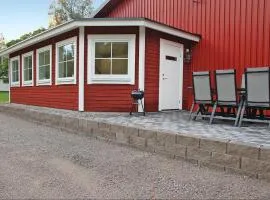 2 Bedroom Lovely Apartment In Habo