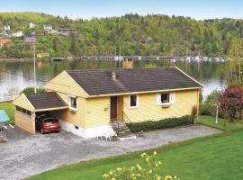 Gorgeous Home In Langangen With House Sea View，位于Langangen的度假屋