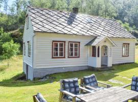 Holiday Home Nordtveitgrend Nedrevågen，位于Hjartåker的酒店