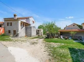 Cozy Home In Pazin With House A Panoramic View