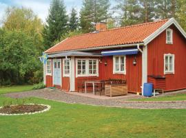 Lovely Home In Bjrnlunda With Kitchen，位于Åttersta的度假屋