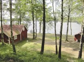 Lovely Home In Hyltebruk With Wifi
