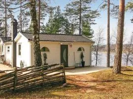 Four-Bedroom Holiday Home In Bodafors