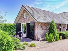 Awesome Home In Udenhout With Wifi