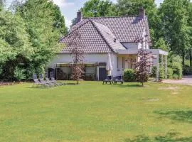 Stunning Home In Leende With Wifi