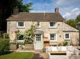 Mulberry, A Luxury Two Bed Cottage in Painswick