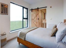 5 Bedroom Cottage - Llyn Peninsula，位于Pistyll的酒店