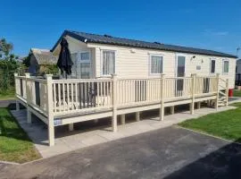 8 BERTH DELUXE PG153 GOLDEN PALM CHAPEL ST LEONARDS