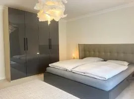 Ruhiges Landhaus am Wald mit Garten mit Schlafzimmer und Schlafnische