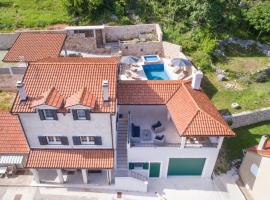 Villa Argenta，位于Aržano的酒店