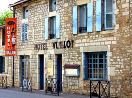 Logis Hôtel restaurant & Pizzeria Vuillot，位于屈索的酒店