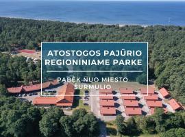 Hotel Palanga Camping Compensa，位于帕兰加的酒店