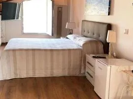 Emma's house
