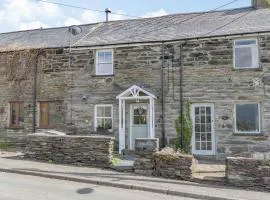 2 Bryn Tirion