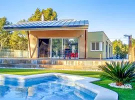 3 Bedroom Lovely Home In Cabra Del Camp