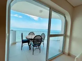 Apartamento Guarujá morro do Maluf de frente ao mar!