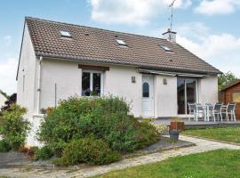 Lovely Home In Marcey-les-grves With Kitchen，位于Marcey-les-Grèves的度假屋