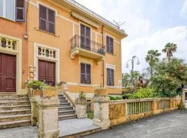 2 Bedroom Lovely Apartment In Chiavari