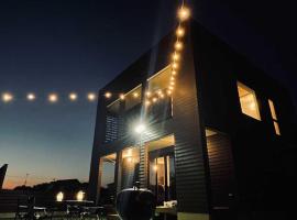 海まで3分の貸別荘 Malibu Ichinomiya バレルサウナ ジャグジー BBQ完備，位于Ichinomiya的酒店