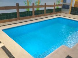 Casa Rural Baños de la Reina con piscina climatizada，位于Vega de Santa María的酒店