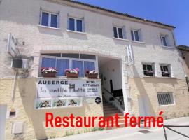 Auberge de la petite hutte，位于Codolet的酒店