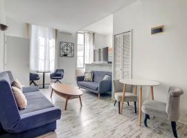 2 Bedroom luxury flat Cannes Center La Croisette，位于戛纳的豪华酒店