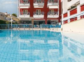 夏日之梦酒店，位于波利克罗诺的酒店