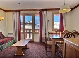 Appartement 3 pièces au pied des pistes avec balcon et vue - FR-1-455-58