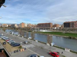 Acojedor Duplex en Balaguer，位于巴拉格尔的酒店