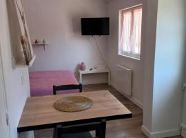 COQUETTE MAISONNETTE