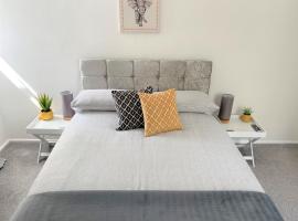 Cosy retreat in beautiful Cornwall，位于赫尔斯顿的酒店