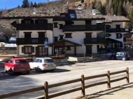 Accogliente appartamento in centro Champoluc，位于尚波吕克的酒店