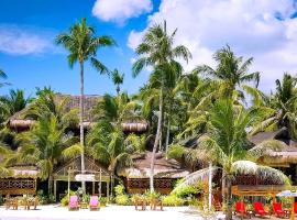 珊瑚蓝东方海滨别墅套房酒店，位于班塔延岛的酒店