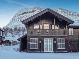 Awesome Home In Hovden I Setesdal With Kitchen，位于霍夫登的别墅