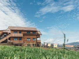 Hiasl Zirbenhütte，位于霍赫林德的酒店
